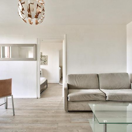Le Grand Paris Apartment ลา คูร์เนิฟ ภายนอก รูปภาพ