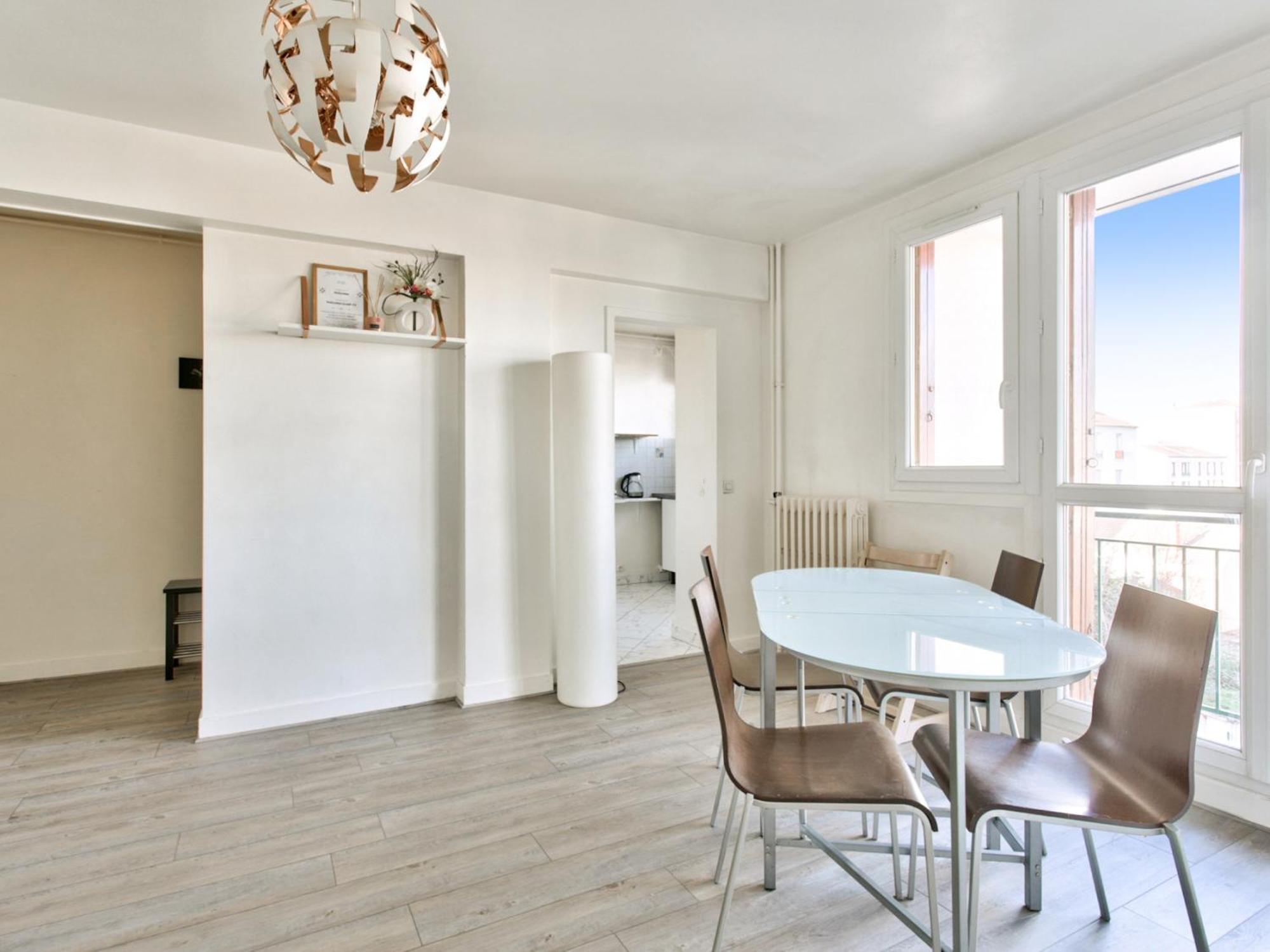 Le Grand Paris Apartment ลา คูร์เนิฟ ภายนอก รูปภาพ